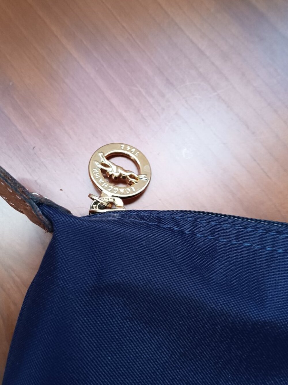 Pre-Loved Longchamp Le Pliage Navy-Deep Purple Medium Nylon Shoulder Bag. - Picture 3 of 15